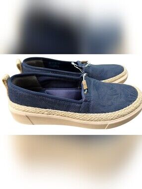 Women's Bzees Maui Navy Blue Slip-On Espadrille Loafers (Size :7.5)